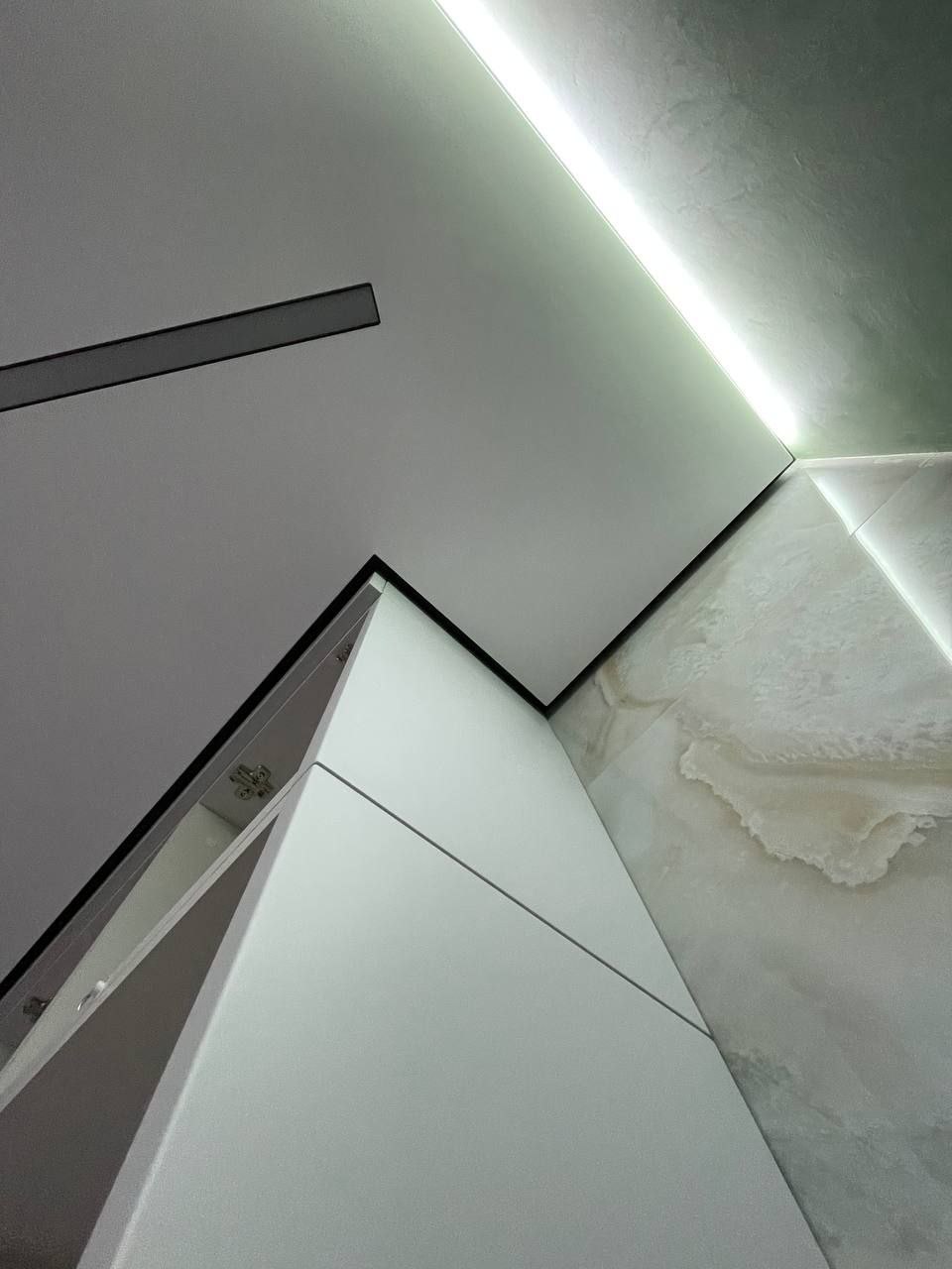 Подарок к Новому году - 20% на все потолки